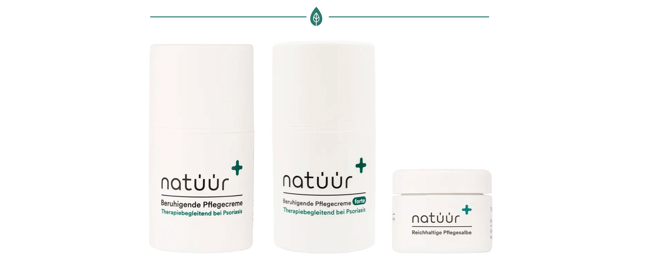 Man sieht die Psoriasis Creme, die Psoriais Creme forte und die Psoriasis Pflegesalbe nebeneinander stehen.